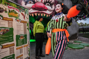 Más de 4.500 almas gritaron y vivieron la apertura de la temporada del terror en Bogotá gracias a Mundo Aventura