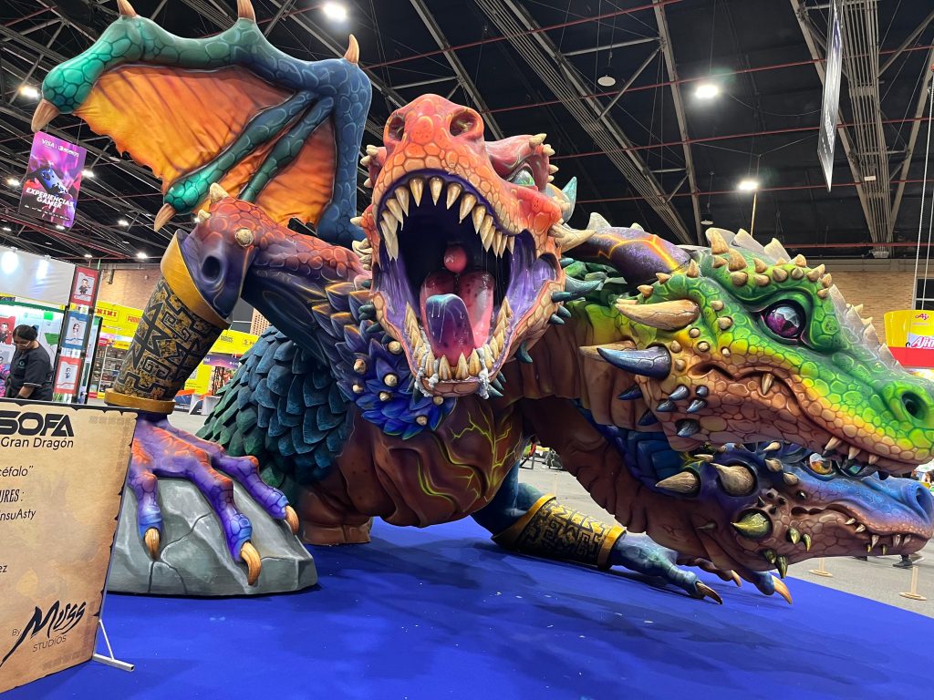 Entre dragones, videojuegos y cosplay: el Salón del Ocio y la Fantasía SOFA 2025