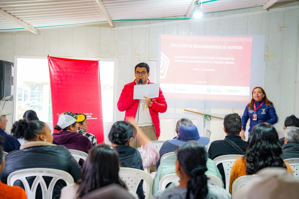 Soacha pone en marcha el programa de mejoramiento de vivienda más grande de su historia: 900 familias beneficiadas