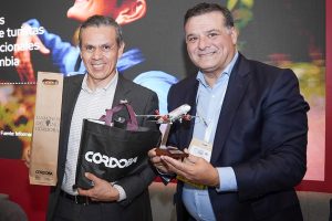 Avianca firma acuerdo para promoción turística de Córdoba, Argentina