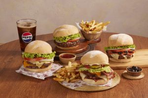 El Corral, celebra 25 años de maestría de su formato a la mesa, el Corral Gourmet.